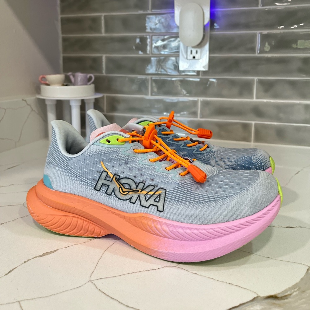 Hoka Mach 6 Running Shoes. Women’s Size 6.5B Color ILLUSION/DUSK